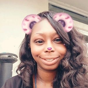 Meet your Posher, Tiara